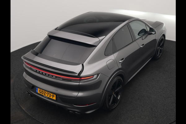 Porsche Cayenne Coupé 3.0 E-Hybrid PHEV | MY 2024 Facelift | | Trekhaak Af Fabriek | Panodak | Luchtvering | Sportuitlaat | PDLS+ | Sport Chrono | InnoDrive Adaptive Cruise | SportDesign | Head up | Soft Close | 22"L.M | 360 Camera | Plug In Hybrid |