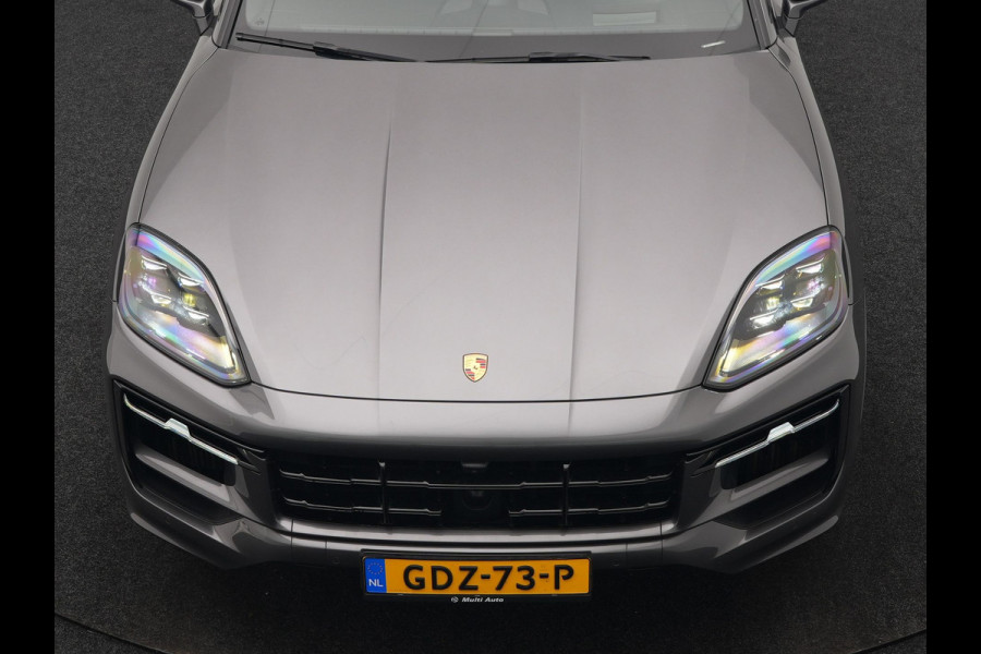 Porsche Cayenne Coupé 3.0 E-Hybrid PHEV | MY 2024 Facelift | | Trekhaak Af Fabriek | Panodak | Luchtvering | Sportuitlaat | PDLS+ | Sport Chrono | InnoDrive Adaptive Cruise | SportDesign | Head up | Soft Close | 22"L.M | 360 Camera | Plug In Hybrid |