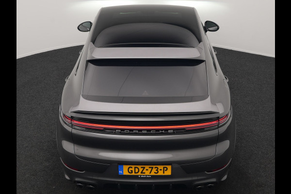 Porsche Cayenne Coupé 3.0 E-Hybrid PHEV | MY 2024 Facelift | | Trekhaak Af Fabriek | Panodak | Luchtvering | Sportuitlaat | PDLS+ | Sport Chrono | InnoDrive Adaptive Cruise | SportDesign | Head up | Soft Close | 22"L.M | 360 Camera | Plug In Hybrid |