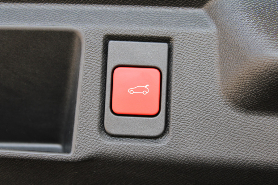 Opel Grandland 1.6 Turbo Plug-in-Hybrid Ultimate | Panoramadak | Trekhaak | Focal | AGR