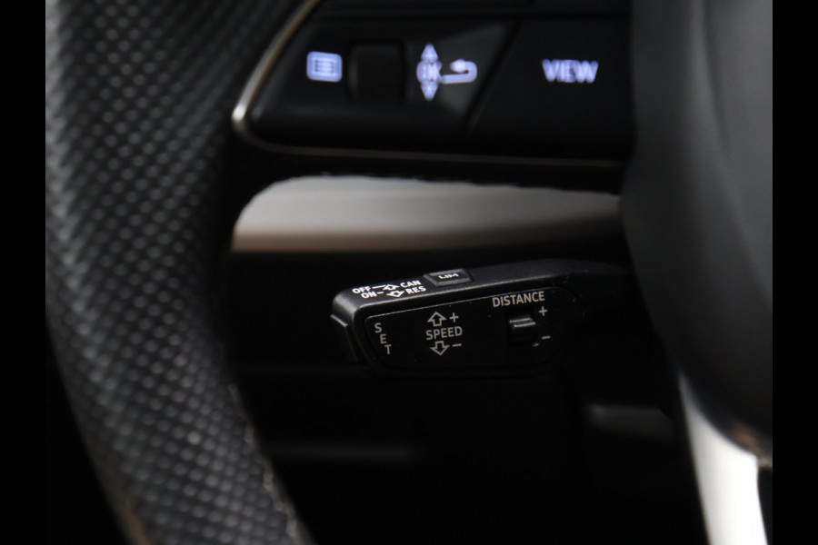 Audi Q7 60 TFSI e quattro Competition S-Line [B&O, LUCHTVERING, 22INCH, ELEKTRISCHE STOELEN, APPLE CARPLAY, ANDROID, STOELVERWARMING, CAMERA, TREKHAAK UITKLAPBAAR, ELEKTRISCHE ACHTERKLEP, NIEUWSTAAT]