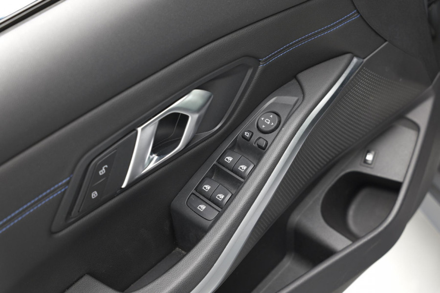 BMW 3-serie 320e |M-Pakket|Full Led|Carplay|Sportstoelen|