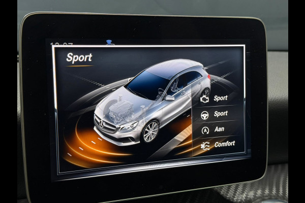 Mercedes-Benz A-Klasse 180 AMG Night Pano Sfeerverl Navi NAP