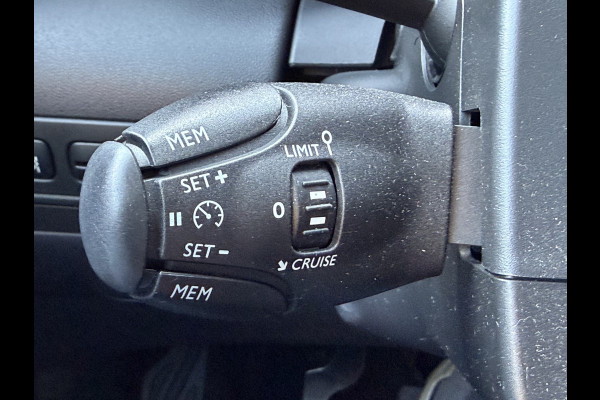 Citroën C3 Aircross 110pk Shine (Trekhaak - Camera - Keyless Entry - Parkeersensoren V+A - Grip Controle - 17"incl 4S - Hifi - Dodehoekdetectie - Dr