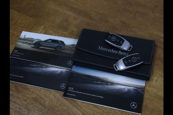 Mercedes-Benz GLE 350 e 4MATIC AMG Sport [SCHUIFKANTELDAK, BURMESTER, STOELVENTILATIE, MEMORY SEATS, STOELVERWARMING, ADAPTIVE CRUISE, STUURVERWARMING, ELEKTRISCHE ACHTERKLEP, 360 CAMERA, PDC V+A, NIEUWSTAAT]