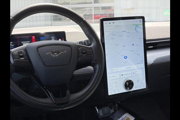 Ford Mustang Mach-E Extended RWD 98 kWh | 66.000 KM | Volledig Lederen Interieur | Technology Pack |