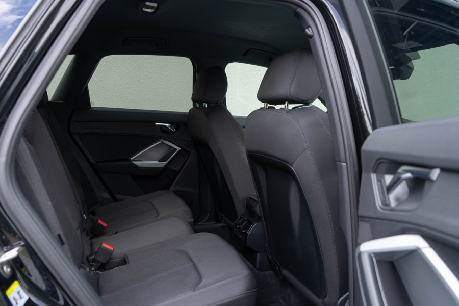 Audi Q3 35 TFSI / Cruise Control/ Virtual Cockpit/ Touch Navigatie/ 110kW (150PK)