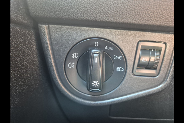 Volkswagen Polo 1.0 TSI Life Business,airco,navigatie,apple/carplay,stoelverwarming,