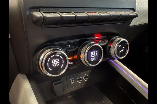 Renault Clio 1.0 TCe 90 Techno Voorstoelen verwarmd Achteruitrij Camera