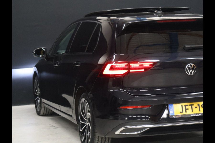 Volkswagen Golf 1.5 eTSI R-Line [SCHUIFKANTELDAK, APPLE CARPLAY, ANDROID, TREKHAAK, MEMORY SEATS, STOEL-/STUURVERWARMING, ADAPTIVE CRUISE, PDC V+A, DIGITAL DASH, SFEERVERLICHTING, NAVIGATIE]