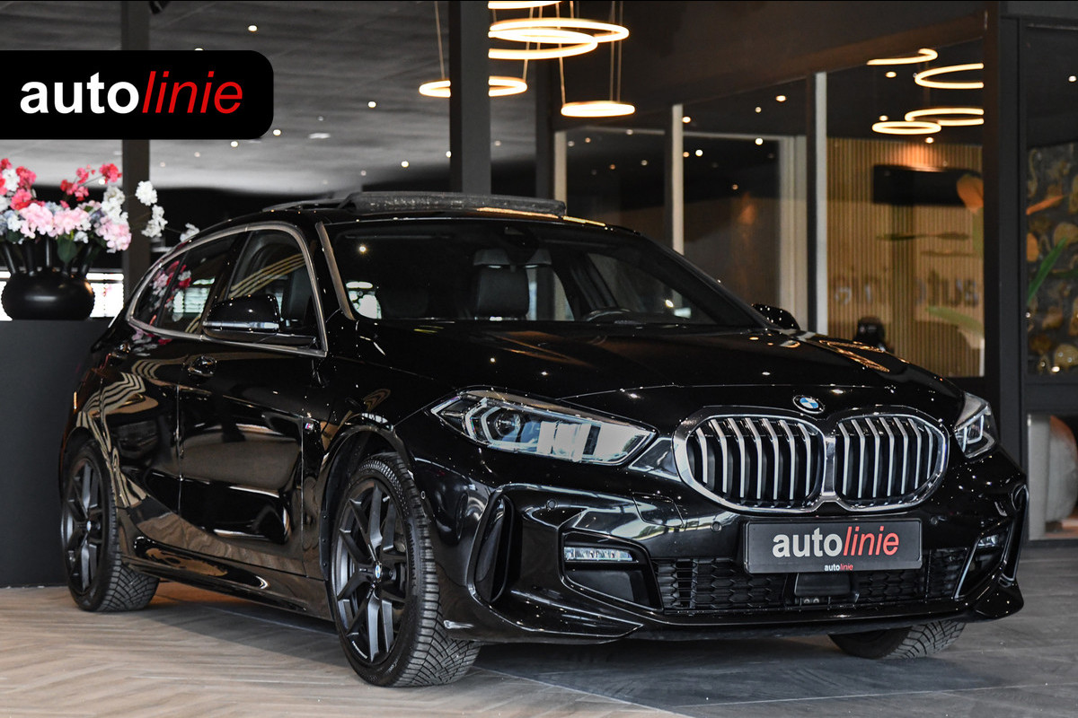 BMW 1-serie 120i M-Sport, Pano, Led, Sfeer, Virtual, Leder, Camera!