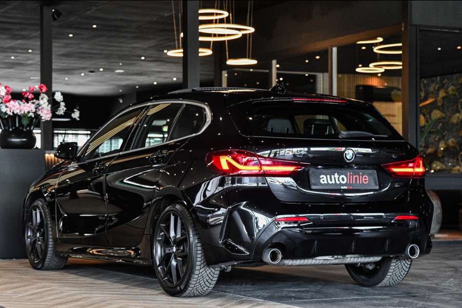 BMW 1-serie 120i M-Sport, Pano, Led, Sfeer, Virtual, Leder, Camera!