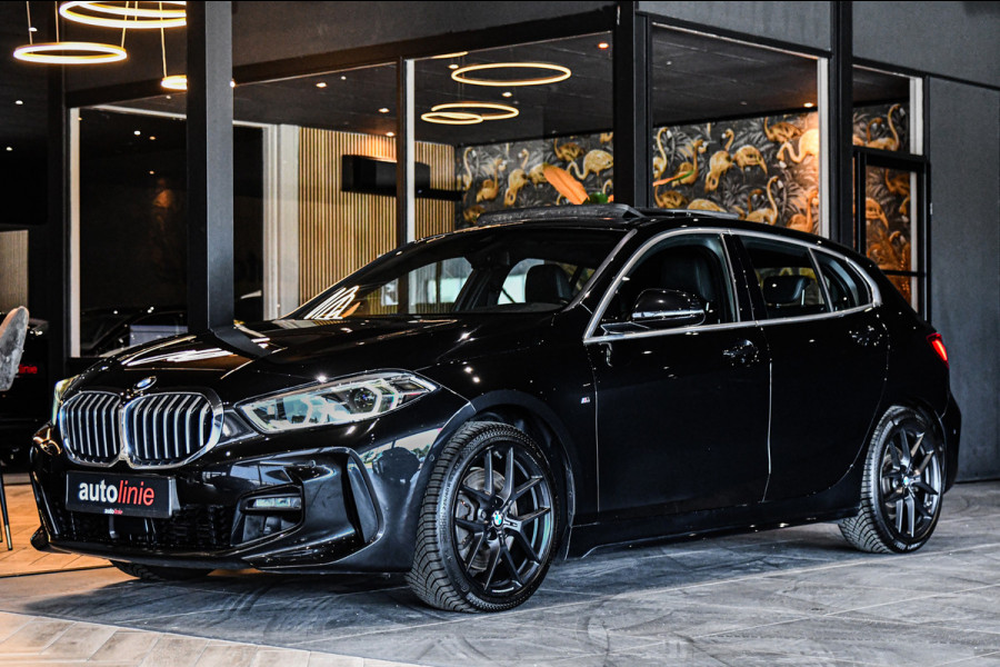 BMW 1-serie 120i M-Sport, Pano, Led, Sfeer, Virtual, Leder, Camera!