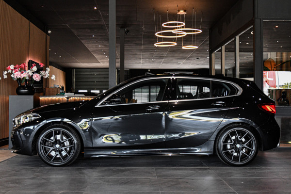 BMW 1-serie 120i M-Sport, Pano, Led, Sfeer, Virtual, Leder, Camera!