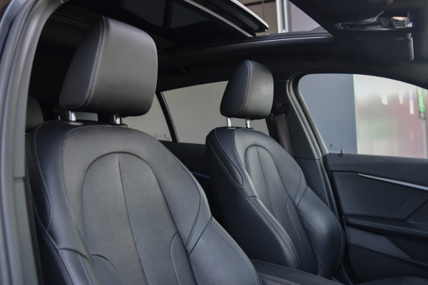 BMW 1-serie 120i M-Sport, Pano, Led, Sfeer, Virtual, Leder, Camera!