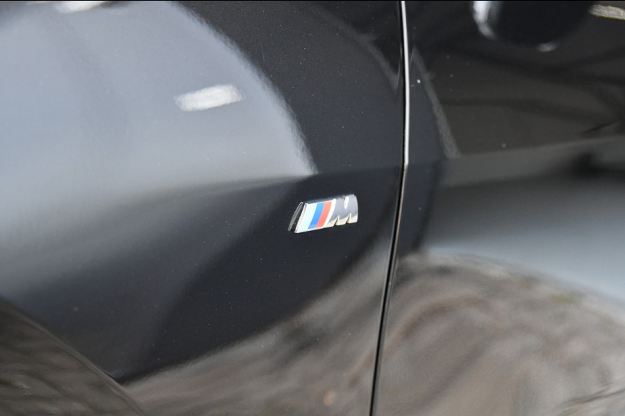 BMW 1-serie 120i M-Sport, Pano, Led, Sfeer, Virtual, Leder, Camera!