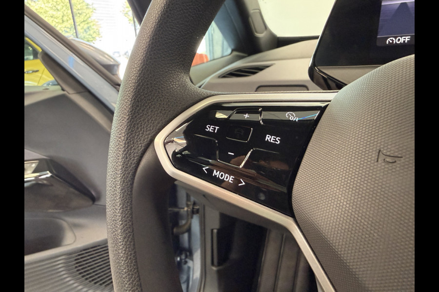 Volkswagen ID.3 Pro 58 kWh Navigatie 19 Inch PDC 24 Maanden garantie* (Vraag naar de voorwaarden)