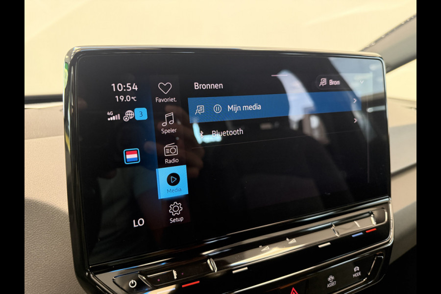 Volkswagen ID.3 Pro 58 kWh Navigatie 19 Inch PDC 24 Maanden garantie* (Vraag naar de voorwaarden)