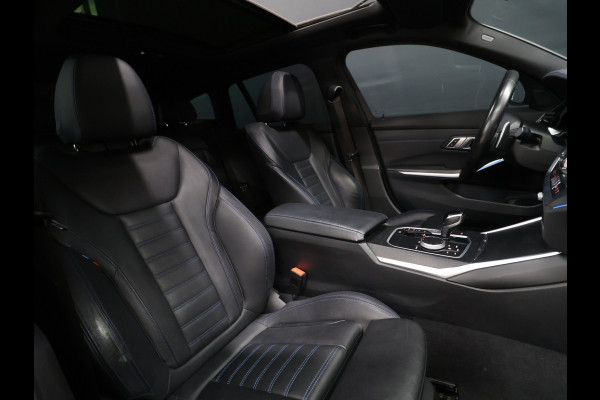 BMW 3 Serie Touring 330e xDrive M Sport [SCHUIFKANTELDAK, TREKHAAK, APPLE CARPLAY, ANDROID, CAMERA, STOELVERWARMING, PDC V+A, CRUISE, CLIMATE 3-ZONE, LASERLICHT, HIFI AUDIO, COMFORT ACCESS, DIGITAL DASH, ELEKTRISCHE ACHTERKLEP, NIE