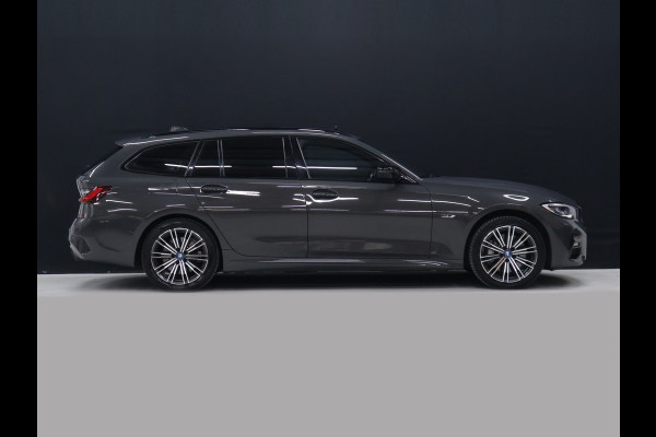 BMW 3 Serie Touring 330e xDrive M Sport [SCHUIFKANTELDAK, TREKHAAK, APPLE CARPLAY, ANDROID, CAMERA, STOELVERWARMING, PDC V+A, CRUISE, CLIMATE 3-ZONE, LASERLICHT, HIFI AUDIO, COMFORT ACCESS, DIGITAL DASH, ELEKTRISCHE ACHTERKLEP, NIE