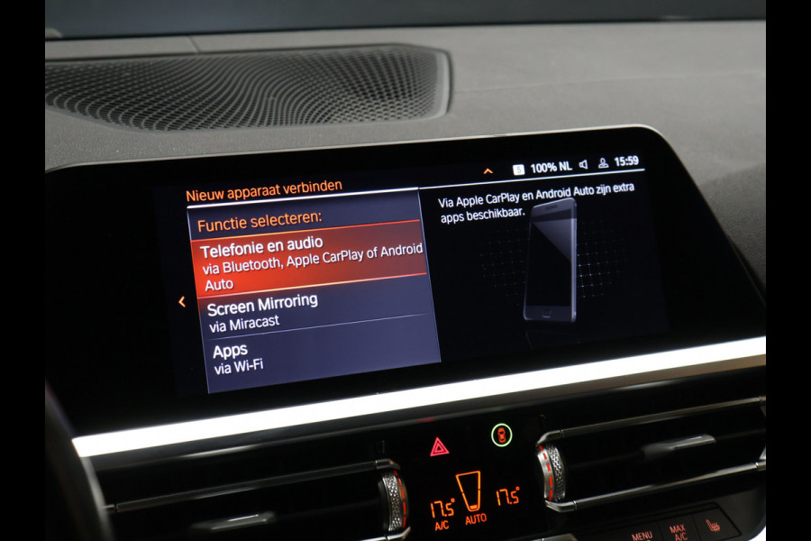 BMW 3 Serie Touring 330e xDrive M Sport [SCHUIFKANTELDAK, TREKHAAK, APPLE CARPLAY, ANDROID, CAMERA, STOELVERWARMING, PDC V+A, CRUISE, CLIMATE 3-ZONE, LASERLICHT, HIFI AUDIO, COMFORT ACCESS, DIGITAL DASH, ELEKTRISCHE ACHTERKLEP, NIE
