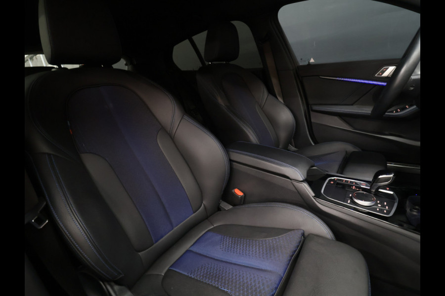 BMW 1-serie 118i Business Edition [M SPORT, APPLE CARPLAY, ANDROID, CAMERA, PDC V+A, CRUISE, CLIMATE, HIFI AUDIO, DIGITAL DASH, LED KOPLAMPEN, NIEUWSTAAT]