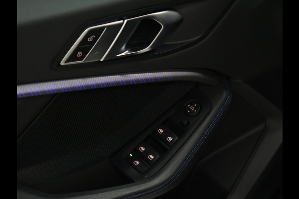 BMW 1-serie 118i Business Edition [M SPORT, APPLE CARPLAY, ANDROID, CAMERA, PDC V+A, CRUISE, CLIMATE, HIFI AUDIO, DIGITAL DASH, LED KOPLAMPEN, NIEUWSTAAT]