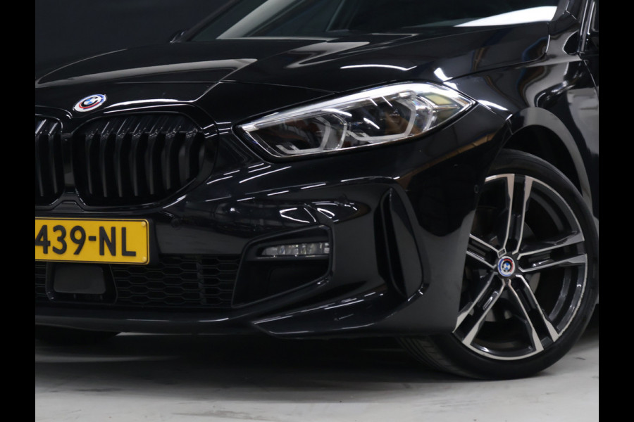 BMW 1-serie 118i Business Edition [M SPORT, APPLE CARPLAY, ANDROID, CAMERA, PDC V+A, CRUISE, CLIMATE, HIFI AUDIO, DIGITAL DASH, LED KOPLAMPEN, NIEUWSTAAT]