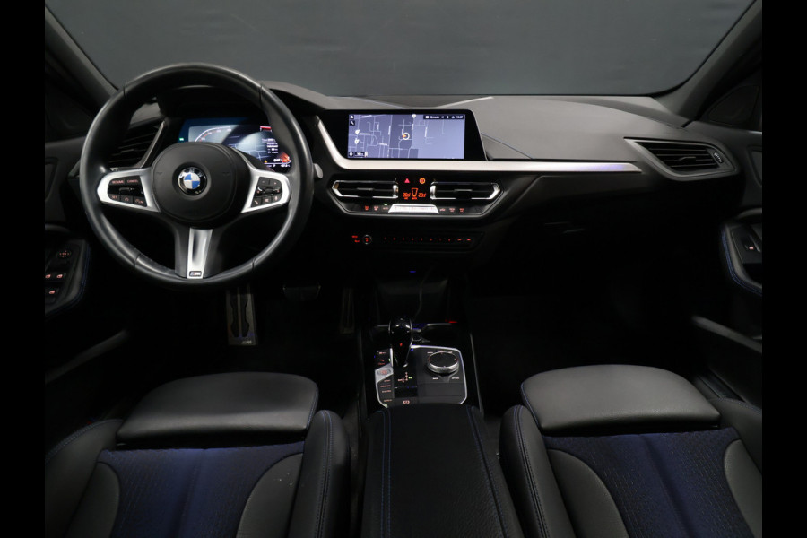 BMW 1-serie 118i Business Edition [M SPORT, APPLE CARPLAY, ANDROID, CAMERA, PDC V+A, CRUISE, CLIMATE, HIFI AUDIO, DIGITAL DASH, LED KOPLAMPEN, NIEUWSTAAT]