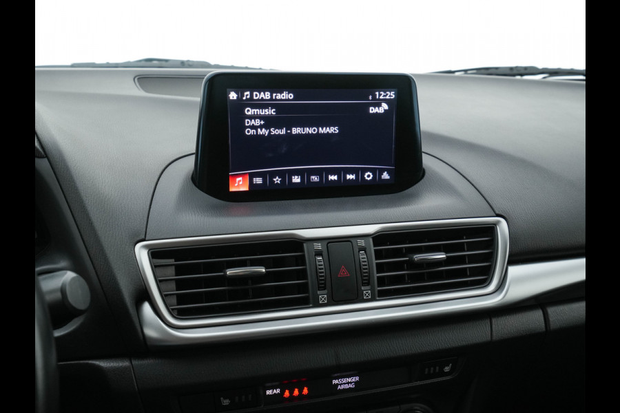 Mazda 3 2.2 SkyActiv-D 150 SkyLease *HEATED-COMFORTSEATS | NAVI-FULLMAP | DAB+ | PRIVACYGLASS | ECC | PDC | CRUISE | 18''ALU*