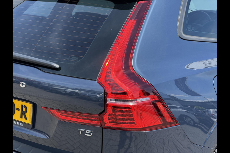Volvo XC60 2.0 T5 Momentum NL-AUTO | D-RIEM V.V. | PANODAK | CAMERA