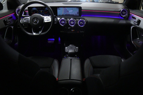 Mercedes-Benz CLA-Klasse 250 PANO/CARPLAY/CAM/MEM/NAVI/ACC/VOL