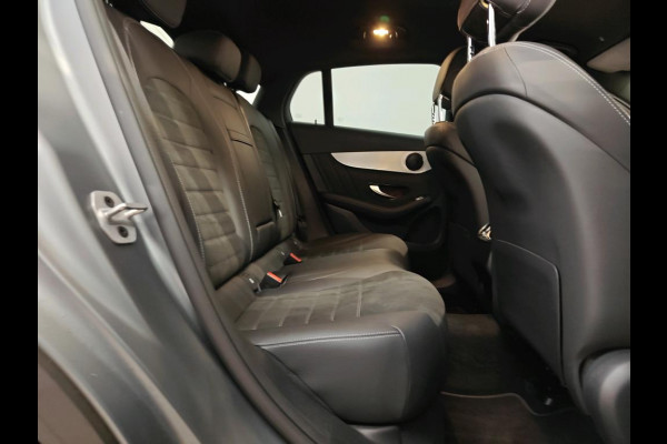 Mercedes-Benz GLC Coupé 300e 4MATIC Business Solution AMG | Magno | Stoelverwarming | Cruise Control | Ambiance Verlichting | Camera | Navigatie | Keyless | LED |