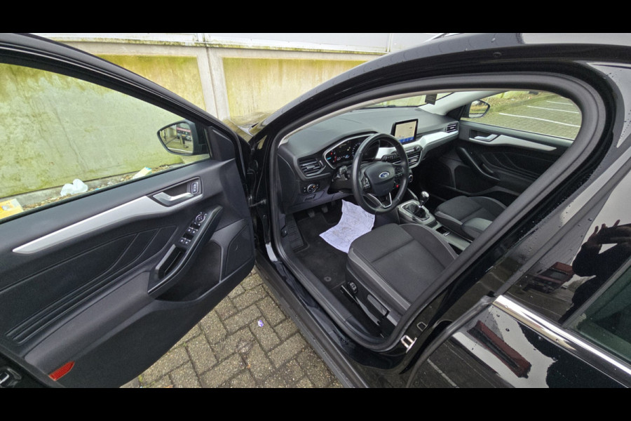 Ford FOCUS Wagon 1.0 EcoBoost Trend Edition Business