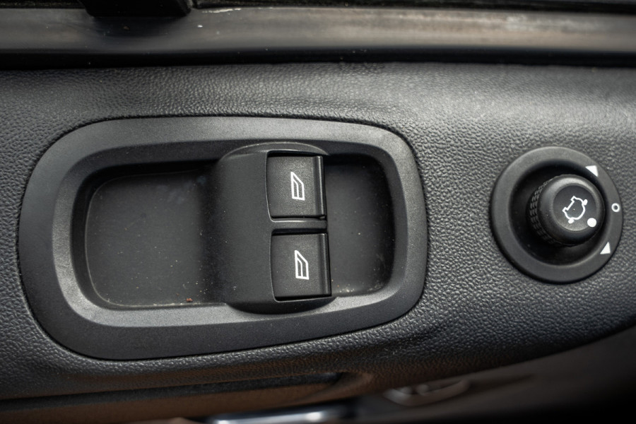 Ford Transit Custom 2.0 EcoBlue L2H1 | 130PK | Volledig Ingericht | LED | Cruise | PDC | Airco | Trekhaak