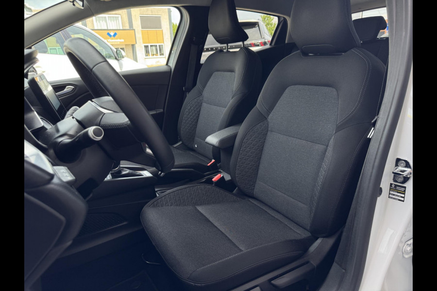 Renault Clio 1.6 E-Tech Hybrid 140 Zen PARKEERCAMERA | ECC | VELGEN | ZUINIG