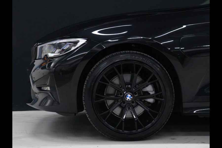 BMW 3 Serie Touring 320e Business Edition Plus [SCHUIFKANTELDAK, APPLE CARPLAY, ANDROID, STOELVERWARMING, PDC V+A, CRUISE, CLIMATE 3-ZONE, LASERLICHT, COMFORT ACCESS, VOL LEDER, DIGITAL DASH, ELEK. ACHTERKLEP, NIEUWSTAAT]