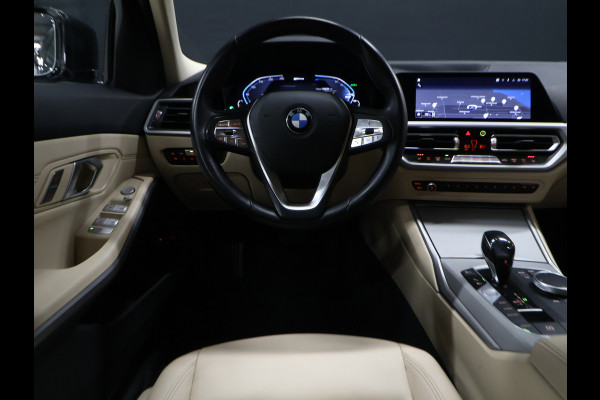BMW 3 Serie Touring 320e Business Edition Plus [SCHUIFKANTELDAK, APPLE CARPLAY, ANDROID, STOELVERWARMING, PDC V+A, CRUISE, CLIMATE 3-ZONE, LASERLICHT, COMFORT ACCESS, VOL LEDER, DIGITAL DASH, ELEK. ACHTERKLEP, NIEUWSTAAT]