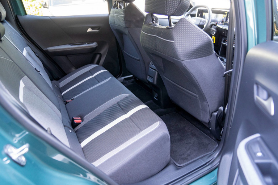 Opel Frontera Electric GS 44 kWh|Prijs incl. 12 mnd garantie|PDC Camera DAB Carplay LMV Blind spot NAV Bluetooth