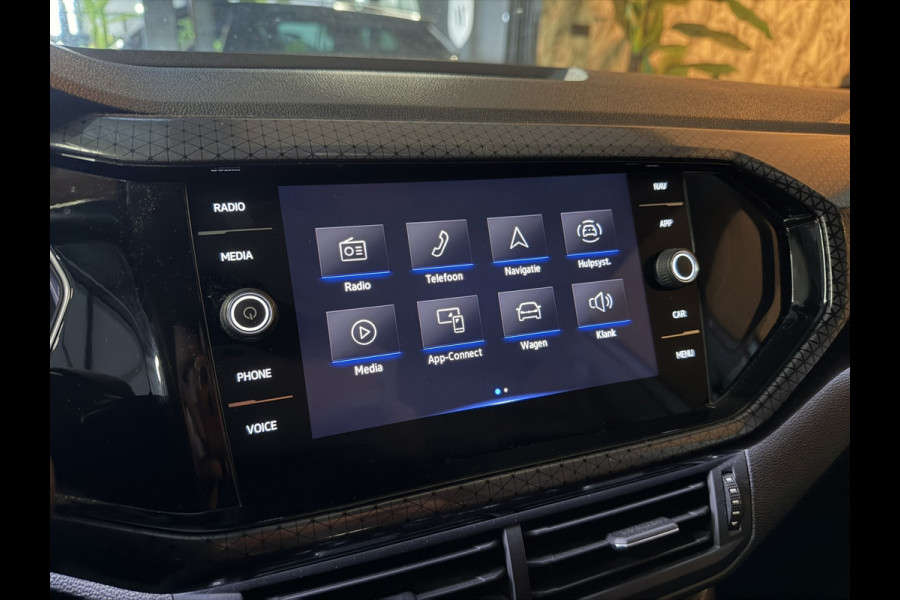Volkswagen T-Cross 1.0 TSI R-Line|Virtual Cockpit|IQ.Drive|Blindspot|Keyless|Camera|LED+Xenon|CarPlay|Rijklaar