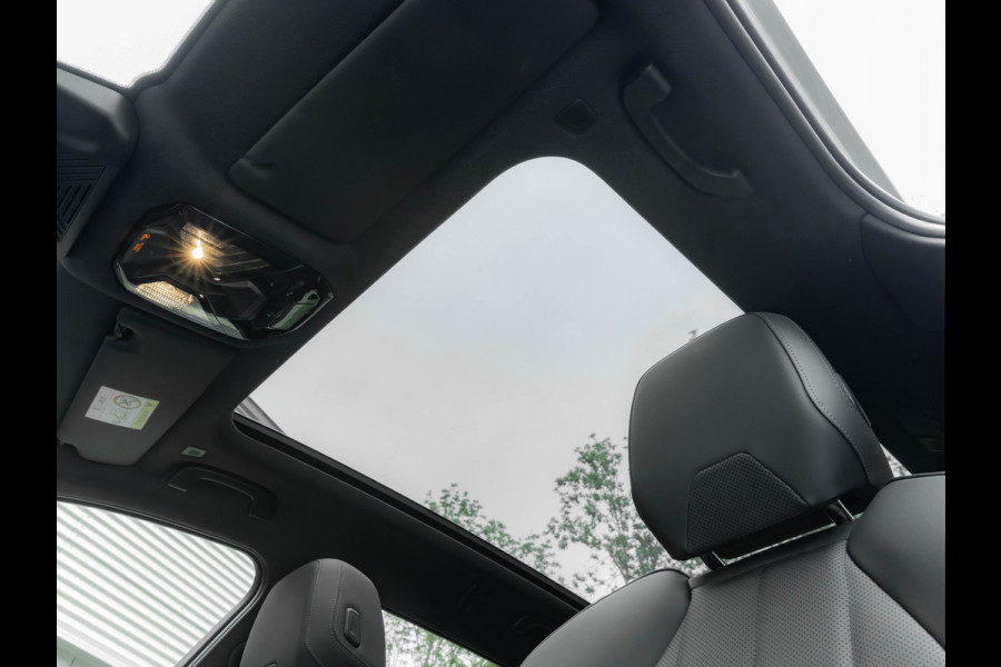 BMW 5 Serie Touring 530e M-Sport Pro - Pano - Trekhaak - ACC - Head-up - Harman Kardon