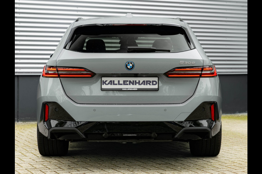 BMW 5 Serie Touring 530e M-Sport Pro - Pano - Trekhaak - ACC - Head-up - Harman Kardon
