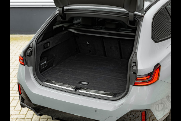 BMW 5 Serie Touring 530e M-Sport Pro - Pano - Trekhaak - ACC - Head-up - Harman Kardon
