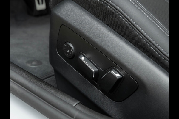 BMW 5 Serie Touring 530e M-Sport Pro - Pano - Trekhaak - ACC - Head-up - Harman Kardon
