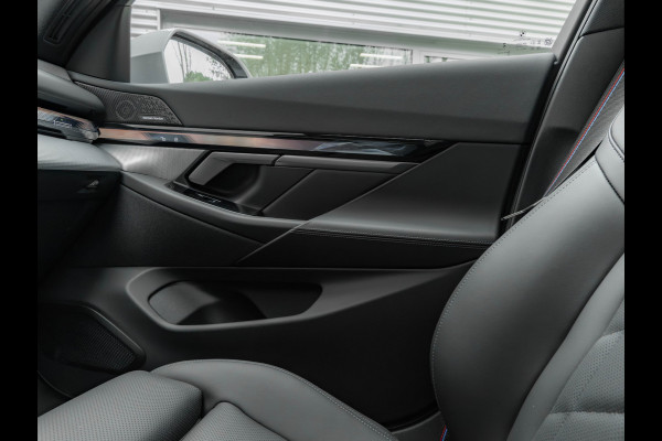 BMW 5 Serie Touring 530e M-Sport Pro - Pano - Trekhaak - ACC - Head-up - Harman Kardon