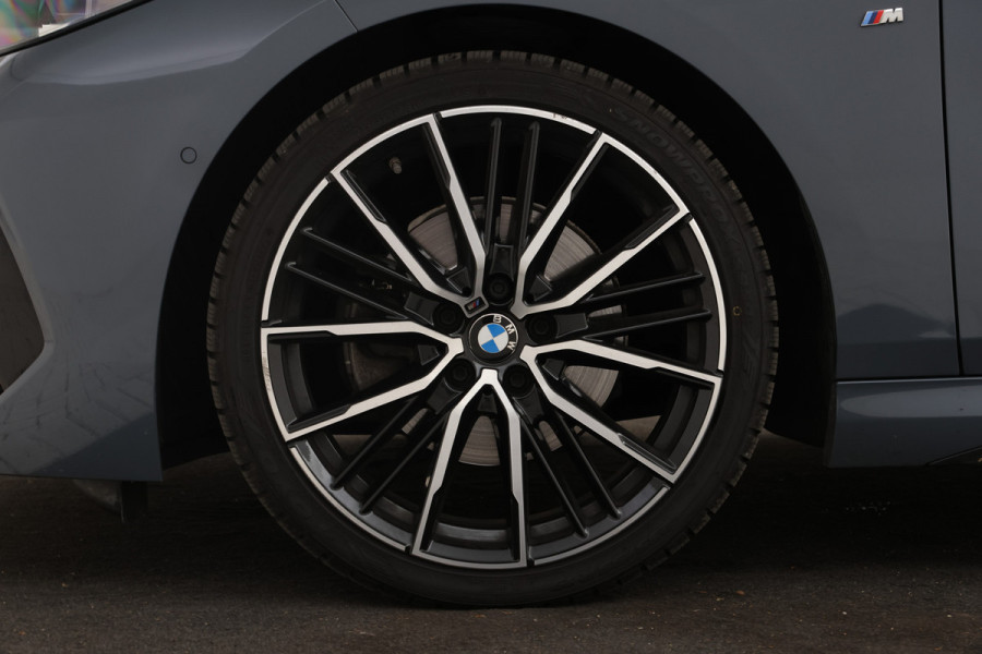 BMW 2 Serie Gran Coupé 218i High Executive Automaat, M-sport, Leer, climate,