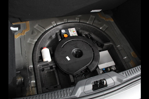 Ford Focus 1.0 EcoBoost 155pk Hybrid Automaat Active X DEMO ! Navigatie  Climate Control  Camera  Parkeer sensoren  B&O  DAB  Led  Lichtmetalen velgen