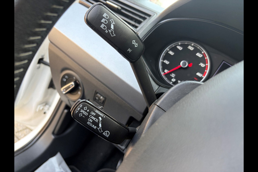 Seat Arona 1.0 TSI Style Business Intense / carplay / camera