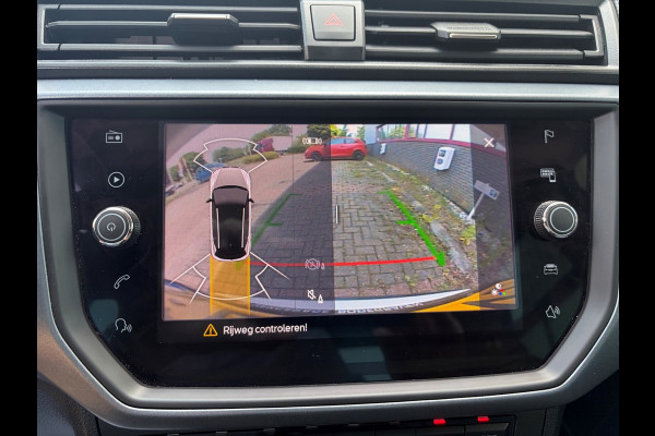 Seat Arona 1.0 TSI Style Business Intense / carplay / camera