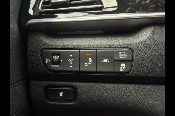 Kia Niro HEV DynamicPlusLine Automaat / Trekhaak / Adapt. Cruise / Keyless / Carplay /